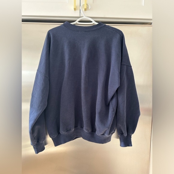 Vintage Floral Cozy Embroidered Paper Tagged Crewneck - Picture 2 of 3